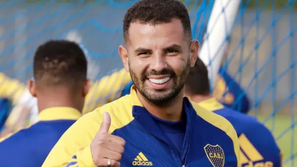 El volante colombiano está a un paso de unirse al plantel de la ‘Academia’ luego de dar negativo en una prueba de covid -19.