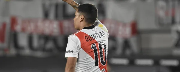 El volante colombiano logró anotar en la goleada contra Patronato.