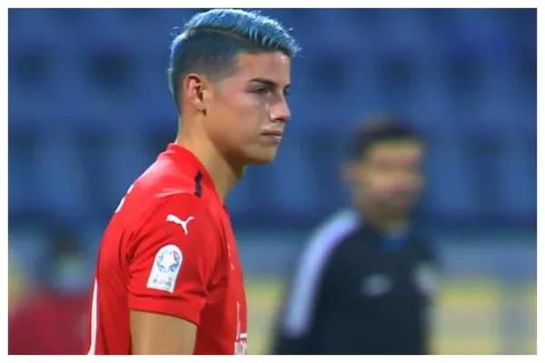 El volante colombiano regresó a su club luego de jugar con la Selección Colombia y el club presentó un novedad que puede ser un problema para James.