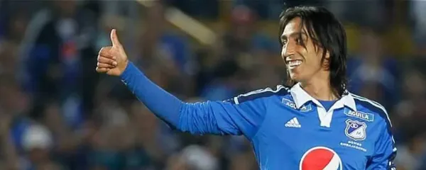 El volante habló sobre como ve al "Embajador" de Alberto Gamero, y lo comparó con varios equipos del FPC.