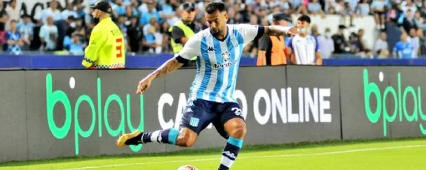 El volante jugó pocos minutos en la derrota de Racing por Sudamericana .