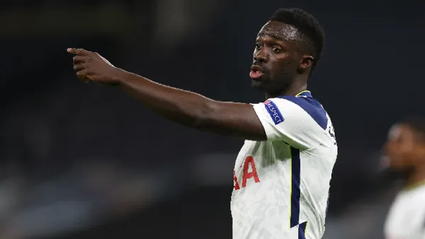 El zaguero entró a la disputa frente a Chelsea y jugó solo 10 minutos luego de un mes fuera de la inmediación de los 'Spurs'