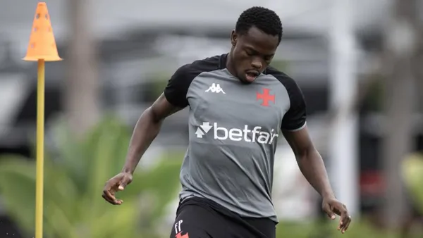 Equipo de la Premier League estaría observando a Carlos Andrés Gómez