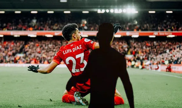 Es delantero y aún no ha podido consolidar su llegada al fútbol europeo.