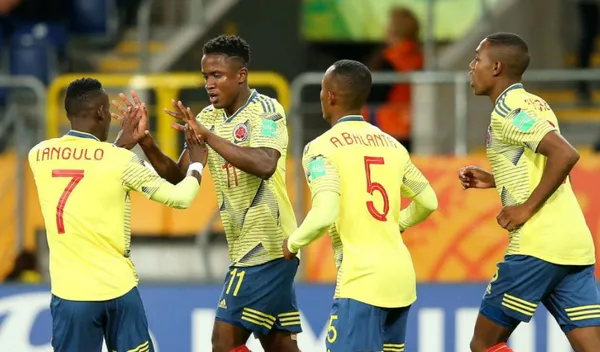 Es la tercera vez en menos de un año que cambia de club, el colombiano que apenas con 21 años ya viste su tercera camiseta en el 2020, ahora terminó en este club