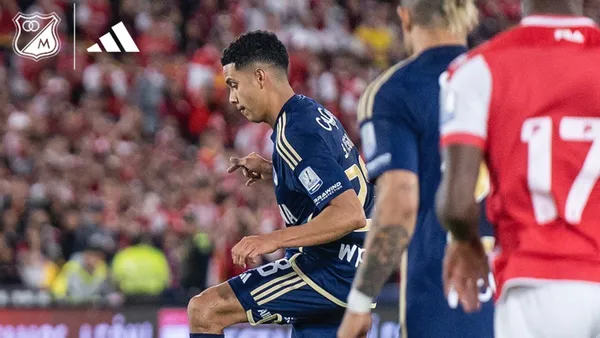 Escándalo en el clásico: Aparecen camisetas de Millonarios en el camerino arbitral. Foto: Instagram