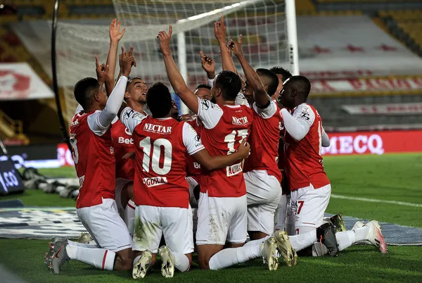 Estas son las nuevas dos caras que presentaria Santa Fe para el proximo semestre.