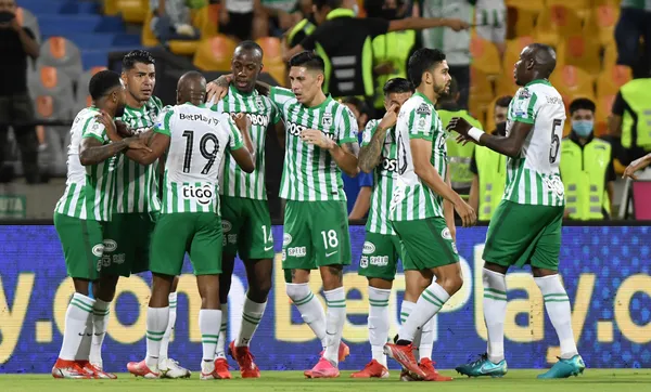 Este jugador agrada mucho en las oficinas del verdolaga y podría ser una opción su fichaje.