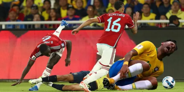 Este jugador ecuatoriano hizo el ridículo en el encuentro contra la Selección Colombia.