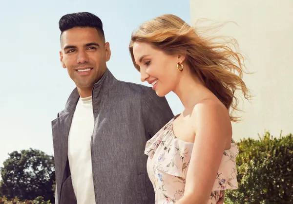 Falcao es ahora imagen oficial de la marca Patprimo, el colombiano por su buen presente deportivo ahora es buscado por diversas empresas; las cuales desean que anuncie sus productos. "El Tigre" sorprendió con su nuevo comercial.