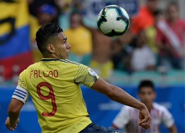 Finalizada la primera parte entre Colombia vs Perú, por las Eliminatorias a Qatar 2022, la Selección cafetera ha llevado la manija del partido, y el tigre es quien ha estado más cerca de rugir.