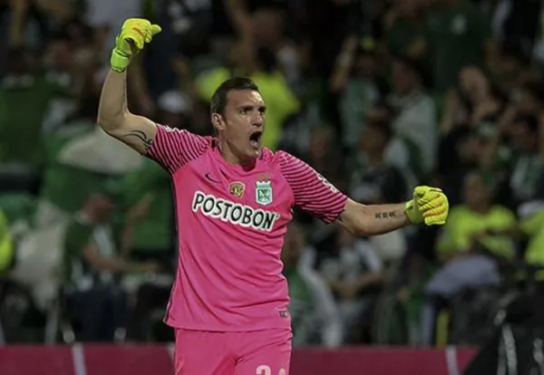 Franco Armani se quiere retirar en Atlético Nacional pero el proceso no sería tan sencillo, aunque hay una posibilidad.