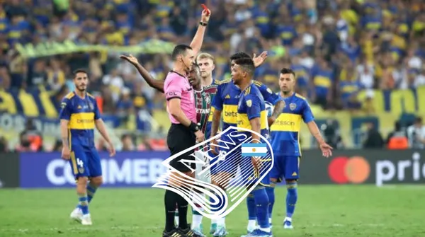 Frank Fabra salió expulsado del encuentro en la final de la Copa Libertadores.