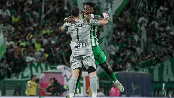 Gandolfi busca soluciones ante la lesión de Ospina y la expulsión de Marquínez. Foto: Instagram