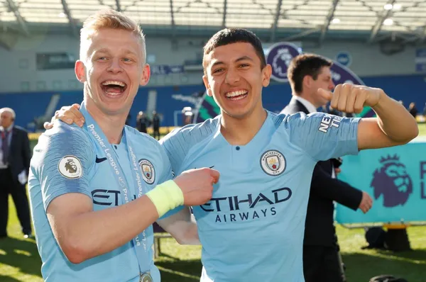 Hay un jugador colombo - británico que podría aportar muchos pases y juego creativo en la Selección Colombia y Reinaldo Rueda no lo ha llamado.