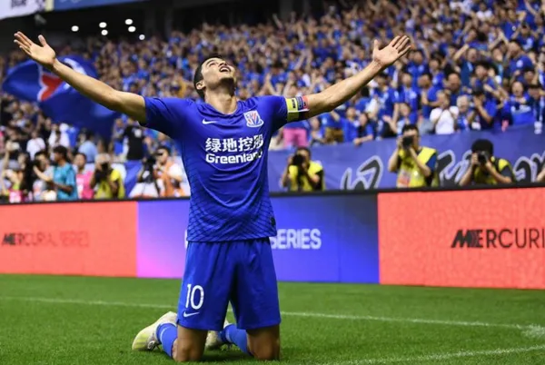 Hay un veterano futbolista cafetero que desearía regresar a Colombia para darle punto final a su carrera profesional.