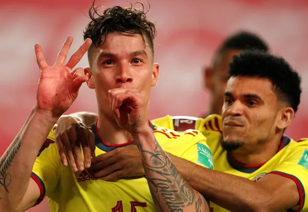 Hay una lista exclusiva de tres jugadores colombianos que son los referentes de la zona de recuperación de sus clubes y en la Selección Colombia. Además su precio de mercado es alto.