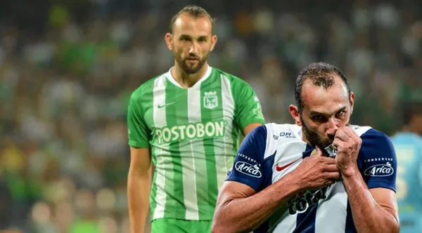 Hernán Barcos con la camiseta de Alianza Lima. FOTO: FutbolRed