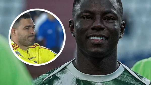 Hinchas de Nacional celebrando, con un posible dirigente o jugador en actitud seria Foto: Nacionaloficial y MFC