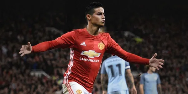 James Rodríguez es el hombre de moda de la Premier League y le llueven elogios de todas partes, incluso de jugadores que tocaron la gloria con los grandes de Inglaterra