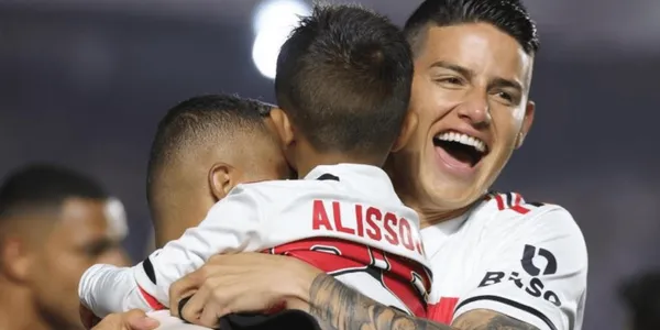 James Rodríguez se coronó campeón en el fútbol de Brasil.