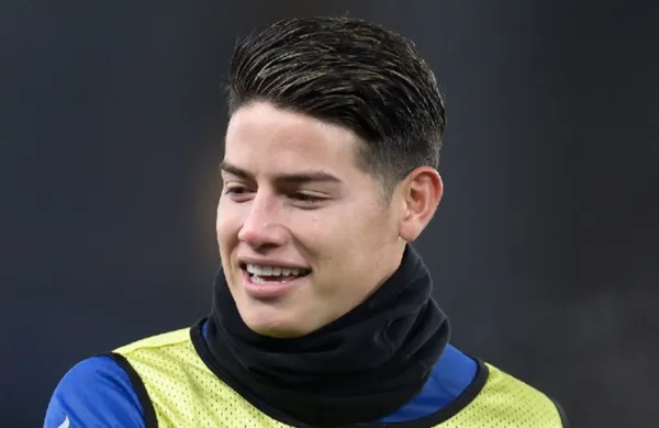 James Rodríguez sigue en la mira de un importante equipo de Italia; pero el factor económico sigue siendo la limitante, aunque a James le conviene el fútbol de ese país.