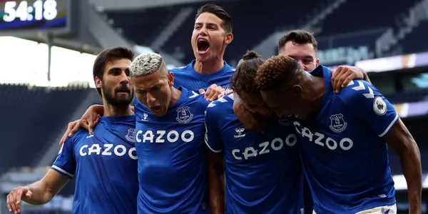 James Rodríguez no tiene a todos contentos en el Everton. Un jugador no ocultó su malestar por ver como brilla con luz propia el colombiano