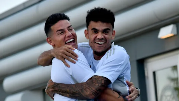 James y Luis Díaz. Foto: redes de FCF.