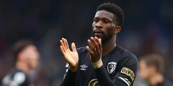 Jefferson Lerma le da una triste noticia a todo el Bournemouth.