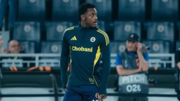 Jhon Durán, futbolista del Fenerbahce - Instagram @jaderduran9