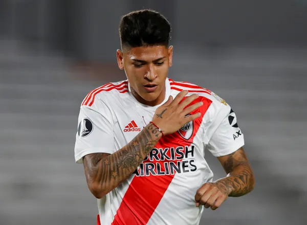 Jorge Carrascal puede dar el salto al fútbol europeo y dejarle varios millones a River Plate
