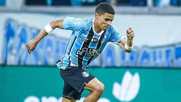 José Enamorado asistió en la victoria de Gremio - Instagram Gremio