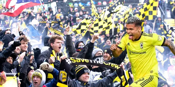 Juan Camilo Hernández está recibiendo todo el cariño de los aficionados del Columbus Crew.