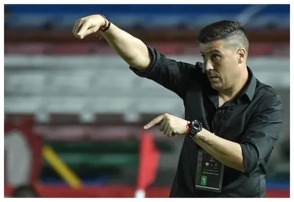 Juan Cruz Real ya prepara el equipo para el 2021 y con estos dos jugadores quiere iniciar su etapa