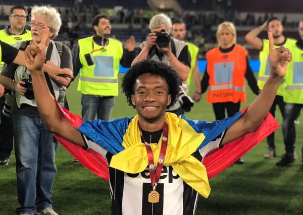 Juan Guillermo Cuadrado fue referenciado en una categoría estadística del fútbol que debate una postura arbitral en torno a él.