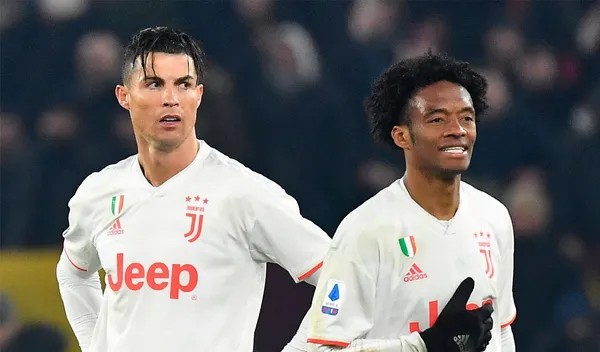 Juan Guillermo Cuadrado le dejó en el suelo a Cristiano Ronaldo en esto, aunque el portugués siempre quiere ser el primero en todo. Pero esta vez el colombiano lo superó ampliamente