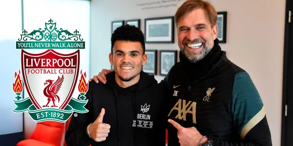 Jürgen Klopp y Luis Díaz en su llegada al Liverpool