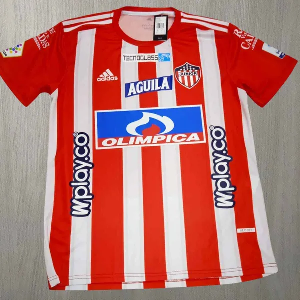 La gran pregunta que se hacen todos los hinchas del tiburón, cuando se estrenara su camiseta nueva, producida por Adidas.