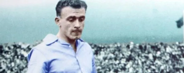 La leyenda del fútbol mundial es una parte muy importante en la historia del club Embajador.