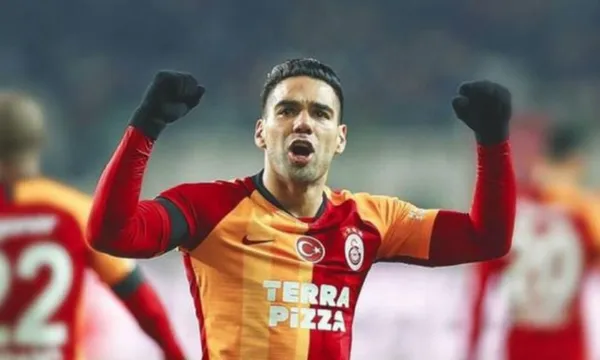 La madre del delantero colombiano se refirió a la posible llegada de Falcao a River o Millonarios.