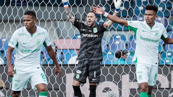 La mancha verde: Violencia entre hinchas opaca triunfo de Nacional. Foto: Instagram