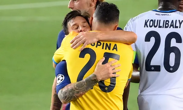 La razón por la que David Ospina y Lionel Messi se abrazaron al finalizar el partido ¿Qué se dijeron estos cracks?