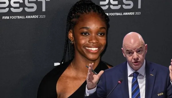 Linda Caicedo, al lado Gianni Infantino.