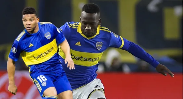 Lo que hará Advíncula para seguir en Boca Juniors.