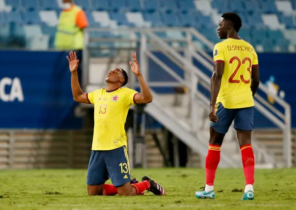 Los colombianos que juegan en Inglaterra acaban de ser notificados con una información positiva acerca de su viaje a Sudamérica y Reinaldo Rueda está ahora menos estresado.