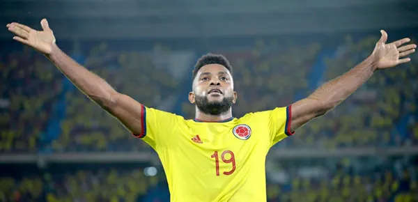 Los dirigidos por Reinaldo Rueda golearon a Chile tres goles por uno y con esa victoria se mantienen con opciones a clasificar al Mundial de Qatar 2022.