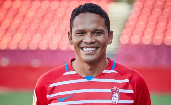 Los hinchas del FC Barcelona están molestos por la actitud que tomó el delantero colombiano en el partido donde empataron el cuadro "Culé" y el Granada.