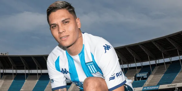 Los hinchas del fútbol argentino comentaron sobre el debut de Juan Fernando Quintero con la camiseta de Racing.