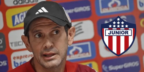 Los hinchas del Junior de Barranquilla comenzaron a criticar el trabajo del entrenador Arturo Reyes.