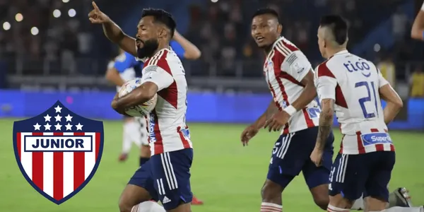 Los hinchas del Junior de Barranquilla, se despacharon en contra de este futbolista de su plantilla.